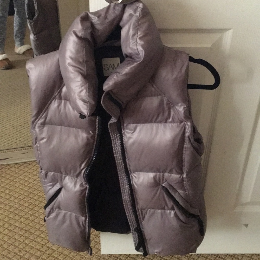 Sam vest
